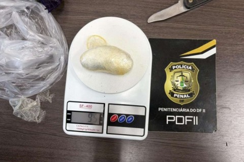 Mulher é presa ao tentar entrar em penitenciária do DF com droga avaliada em R$ 55 mil