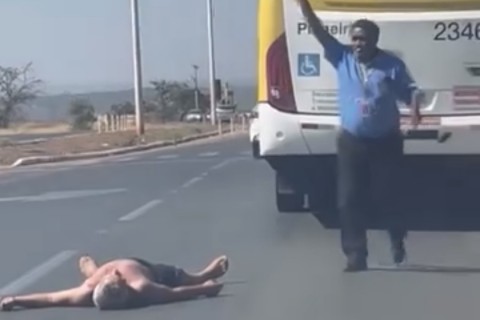 Homem salta da janela de ônibus em movimento e corre ferido no Paranoá
